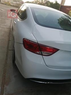 کرایسلەر 200